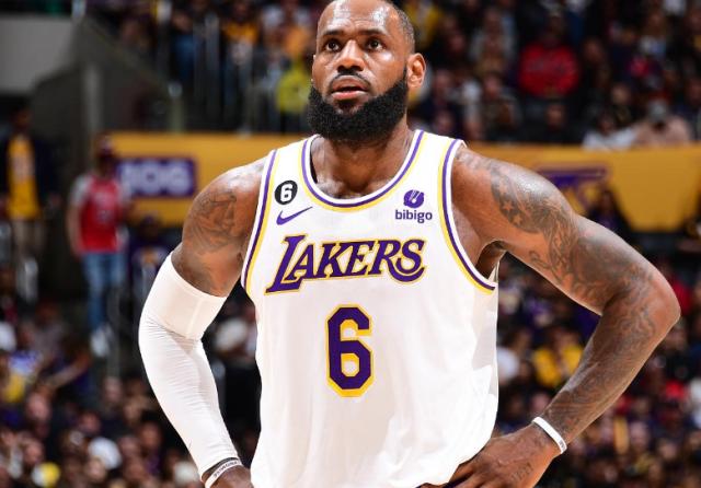 开云体育下载-从2胜10负到胜率超五成 湖人下个目标着眼冠军